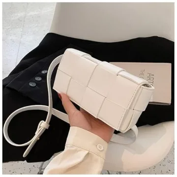 Mini Fanny Pack for Women with Convertible Crossbody Shoulder Bag, Woven Cassette-Style Handbag Purse 7.3 * 4 * 2.6 Inch