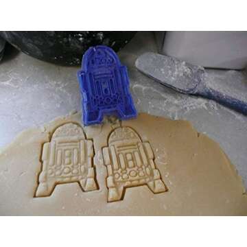 R2D2 ROBOT DROID STAR WARS MOVIE CHARACTER COOKIE CUTTER MADE IN USA PR451