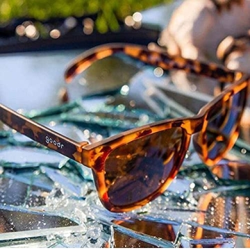 Goodr Bosley's Basset Hound Dreams Sunglasses