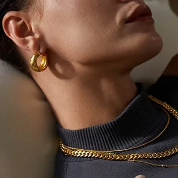 Stylish FRUMOS Chunky Hoop Earrings - Perfect Gift for All Occasions