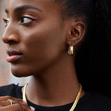 Stylish FRUMOS Chunky Hoop Earrings - Perfect Gift for All Occasions