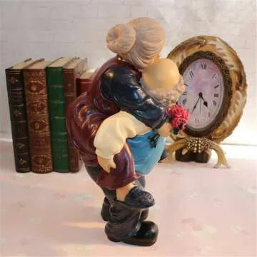 Resin Loving Couple Figurines for All Ages