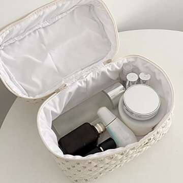 pundin Cotton Quilted Makeup Bag Large Travel Coquette Aesthetic Floral Toiletry Bag,Cute Floral Makeup Pouch for Women Zipper Cosmetic Bag