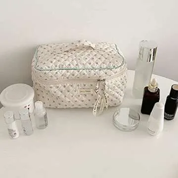 pundin Cotton Quilted Makeup Bag Large Travel Coquette Aesthetic Floral Toiletry Bag,Cute Floral Makeup Pouch for Women Zipper Cosmetic Bag