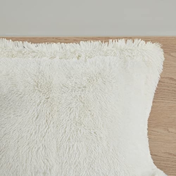 Intelligent Design Malea Shaggy Comforter Set, Long Faux Fur Cozy Down Alternative, Modern Casual Ultra Soft All Season Fluffy Bedding with Matching Sham, King/Cal King, Ivory 3 Piece