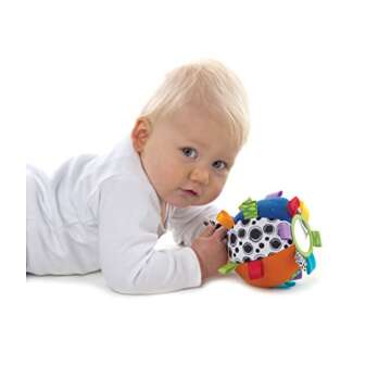Playgro Kick & Play Loopy Loops Ball - Interactive Sensory Development Toy for Babies 3+ Months - Boosts Touch, Movement Skills with Fun Football Design - Crawling Baby Toy