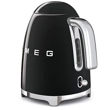 SMEG Retro Electric Water Kettle with Auto Shutoff
