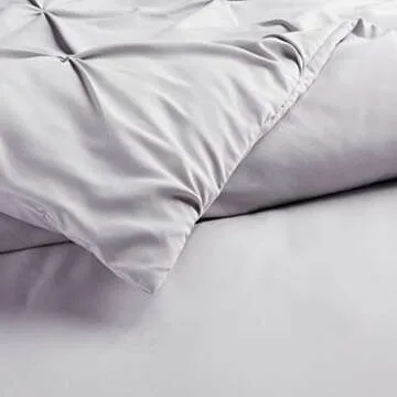 Amazon Basics Light-Weight Microfiber Pinch Pleat Duvet Cover Set - 3 pieces, Full/Queen, Light Grey