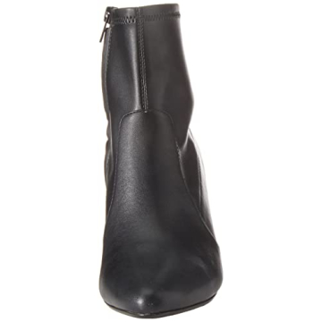 Amazon Essentials Women's Fitted Stretch Heel Boot for Comfort