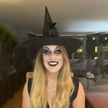 Black Halloween Witch Hat for Women - Party Accessory