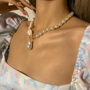 Unique Shell Choker Necklace for Summer Beach Style