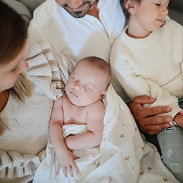 Mushie Organic Cotton Baby Swaddle Blanket - Sparrow Design