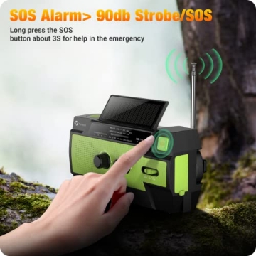4000mAh Emergency Radio with Solar & Hand Crank Features