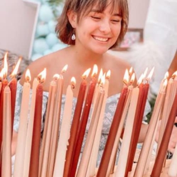 Stylish Wooden Taper Candle Holder for Special Occasions