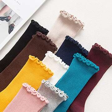 ViViKi Women Ruffle Ankle Socks, Fashion Breathable Solid Color Turn-Cuff Cute Girls Socks 3 Pack (White)