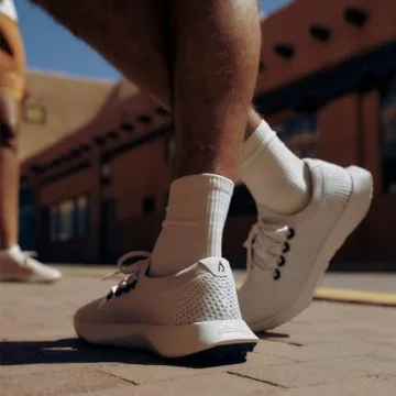 Allbirds Men’s Tree Dasher 2 Active Sneakers, Breathable Machine Washable Lace-Up Fitness Shoes for Walking, Running & Gym - Blizzard (Blizzard Sole) - 10.5 Medium