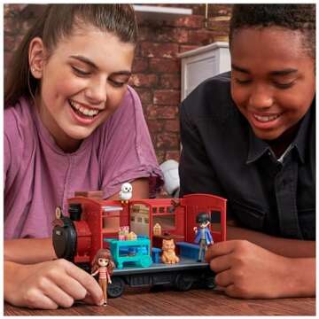 Wizarding World Harry Potter, Magical Minis Hogwarts Express Train Toy Playset with 2 Exclusive Figures, 10 Accessories, Kids Toys for Ages 6 and up