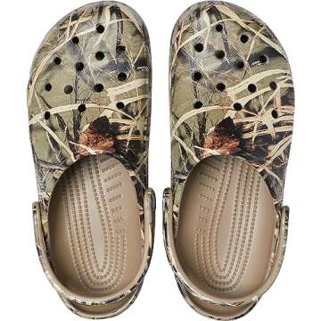Crocs Unisex-Adult Classic Realtree Clog, Khaki, 13 Women/11 Men
