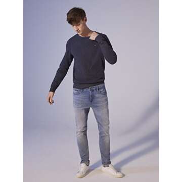 Tommy Jeans Men's Original Steve Slim Athletic Fit Jeans With Skinny Ankle, Berry Light Blue Comfort, 30X30