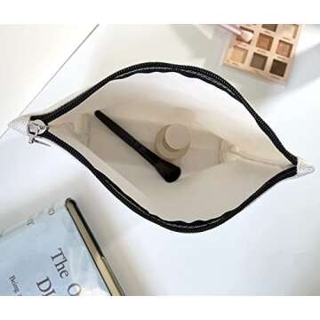 GevGuxLuo Dog Lovers Makeup Bag with Mirror