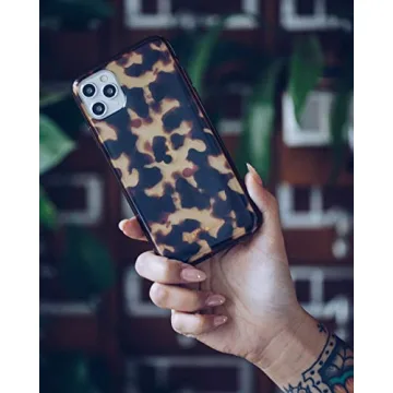 Stylish Tortoise Phone Case - iPhone 11 Protection