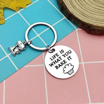 Heigebi Christmas Gifts Baker Gift Baking Lover Keychain Gift Baker Gift Pastry Chef Gifts for Women Keyring Jewelry Culinary Student Gifts Culinary School Graduation Gift Thanksgiving Day Present