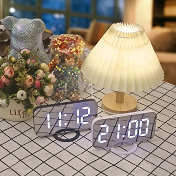 Stylish WulaWindy Digital Alarm Clock with USB Charger