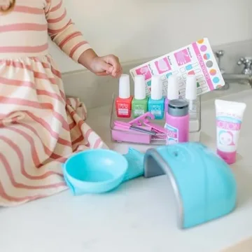Melissa & Doug Love Your Look Pretend Nail Care Play Set – 20 Pieces for Mess-Free Play Mani-Pedis (DOES NOT CONTAIN REAL COSMETICS) , Pink