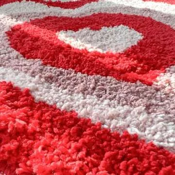 YRXRUS Valentine's Day Heart Bath Mat, Red Heart Shaped Bathroom Rug, Love Rugs for Girl, Women, Accent Valentine's Gift for Living, Bedroom, Kitchen, Kids Room, Cute Area Rugs 21x24 Inch