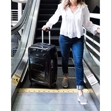 Samsonite Winfield 2 Hardside Luggage Set for Stylish Travelers