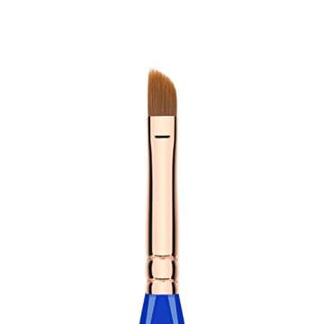 Bdellium Tools Professional Makeup Brush - Golden Triangle 548 Dagger Lip - With All Vegan and Soft Synthetic Fibers, For Precise Lip Definition (Blue, 1pc)