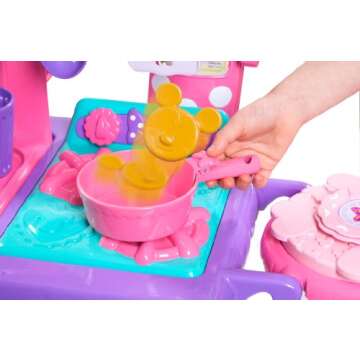 Just Play Minnie Mouse Flippin Fun Kitchen for Kids Playtime