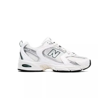 Stylish New Balance Women's 530 Sneakers - Elevate Comfort