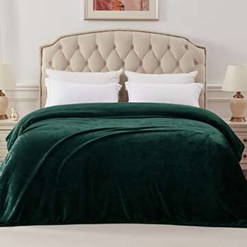 Exclusivo Mezcla Fleece Blanket Queen Size for Bed, Super Soft and Warm, All Season Use, Cozy, Plush, Lightweight, 90x90 Inches, Forest Green