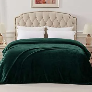 Exclusivo Mezcla Fleece Blanket Queen Size for Bed, Super Soft and Warm, All Season Use, Cozy, Plush, Lightweight, 90x90 Inches, Forest Green