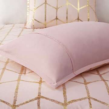 Intelligent Design Raina Twin / Twin XL Comforter Set, Soft Microfiber Comforter Set Twin, Modern Geometric Metallic Bed Set, 4 Pieces College Bedding Comforter Set with 1 Sham, 2 Toss Pillows Blush