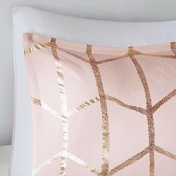 Intelligent Design Raina Twin / Twin XL Comforter Set, Soft Microfiber Comforter Set Twin, Modern Geometric Metallic Bed Set, 4 Pieces College Bedding Comforter Set with 1 Sham, 2 Toss Pillows Blush