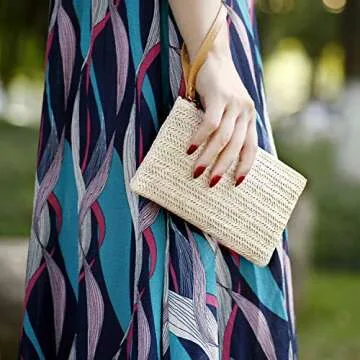 Stylish COOKOOKY Straw Clutch for Women - Perfect Summer Accessory