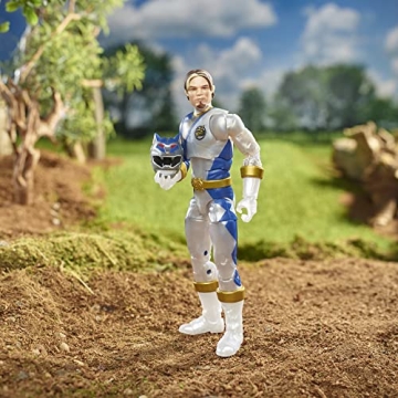 Power Rangers Lightning Collection Lunar Wolf Ranger Figure