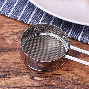 Dadamong 2-Pack Mini Flour Sifter for Baking, Flour or Powdered Sugar Shaker Duster with Handle, Stainless Steel Baking Tools Dusting Flour Sieve for Sugar, Flour, Powder and Spices