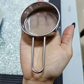 Dadamong 2-Pack Mini Flour Sifter for Baking, Flour or Powdered Sugar Shaker Duster with Handle, Stainless Steel Baking Tools Dusting Flour Sieve for Sugar, Flour, Powder and Spices