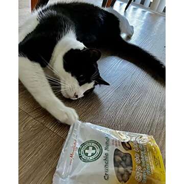 Meowijuana | Crunchie Munchie Bundle | Chicken and Fish Combo Pack | Organic Catnip Center | Grown in The USA | Promotes Cat Health | High Potency Cat Treats | Feline and Cat Lover Approved