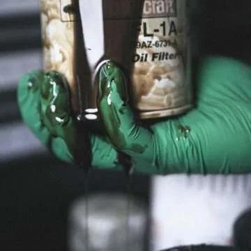 Green Monkey Watson Gloves 4 MIL Disposable Nitrile Glove – Landfill Biodegradable, Powder-Free, 100 Gloves/Box