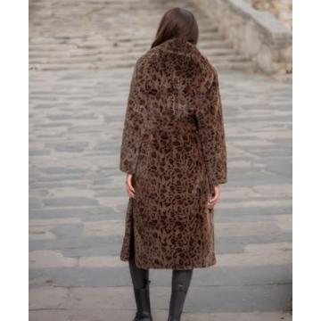 Luxury Leopard Faux Fur Coat for Elegant Winter Looks