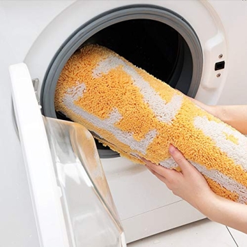 UKELER Strawberry Shape Non Slip Bath Rug 31.5x19.7