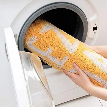 UKELER Strawberry Shape Non Slip Bath Rug 31.5x19.7