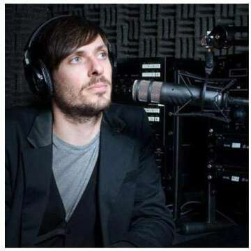 Rode Procaster Broadcast Dynamic Vocal Microphone