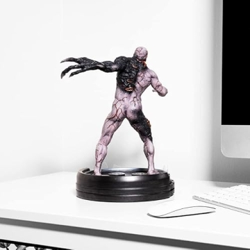 Numskull Resident Evil Tyrant T-002 Figure Collectible Statue
