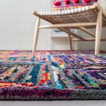 SAFAVIEH Nantucket Collection Runner Rug - 2'3" x 6', Charcoal, Handmade Boho Abstract Cotton & Wool, Ideal for High Traffic Areas in Living Room, Bedroom (NAN609A)