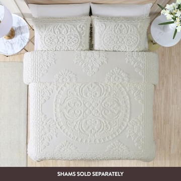 Beatrice Chenille Medallion Bedspread in Ivory for King